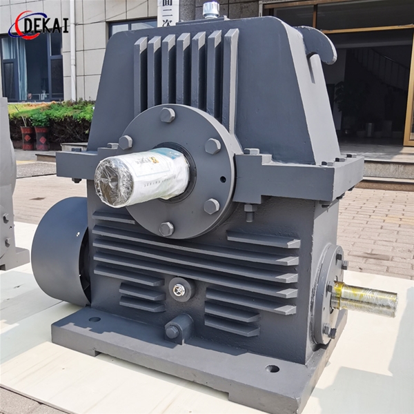 二次包絡(luò )減速機替代美國克里夫蘭減速機